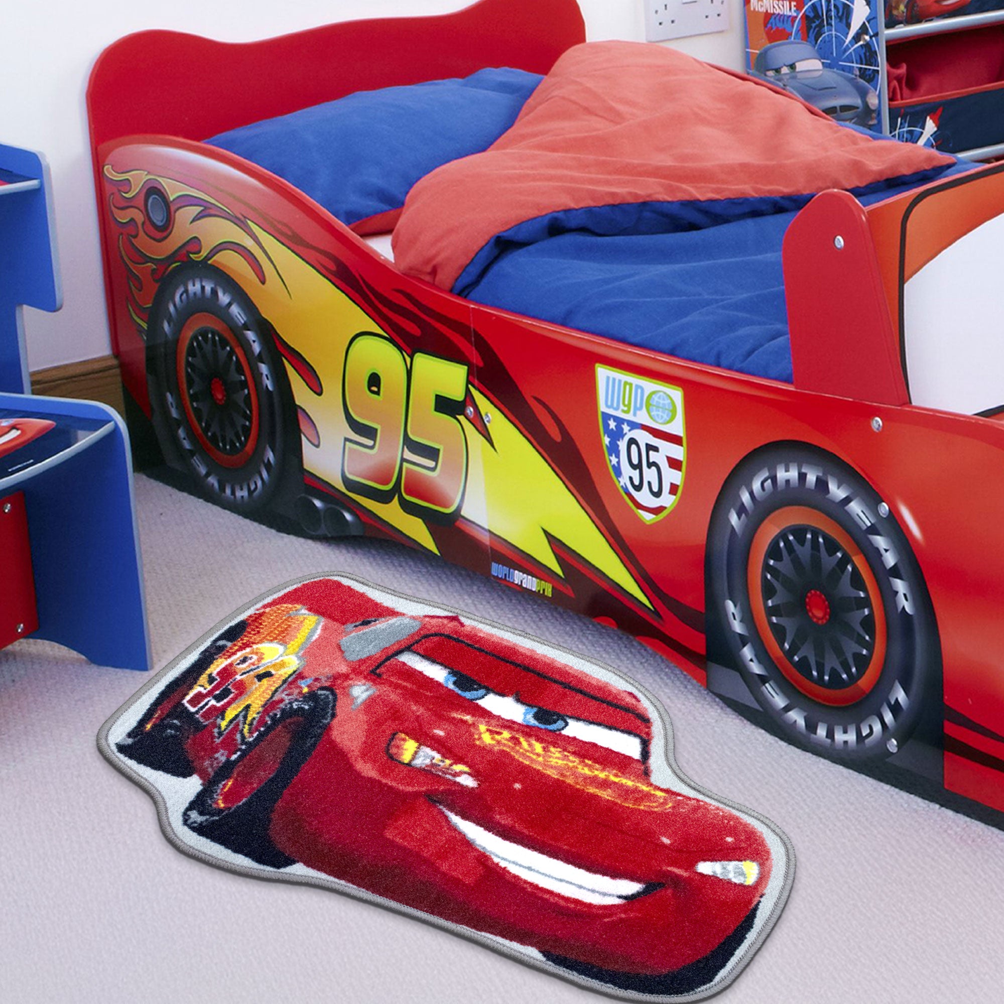 Tappeto Disney Cars sagomato antiscivolo bambini Saetta Mcqueen 50x75cm 6912